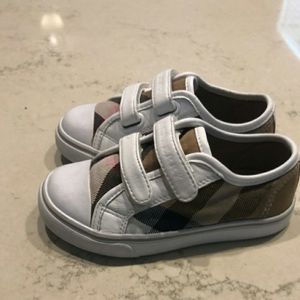 AUTHENTIC BURBERRY BOY SNEAKERS